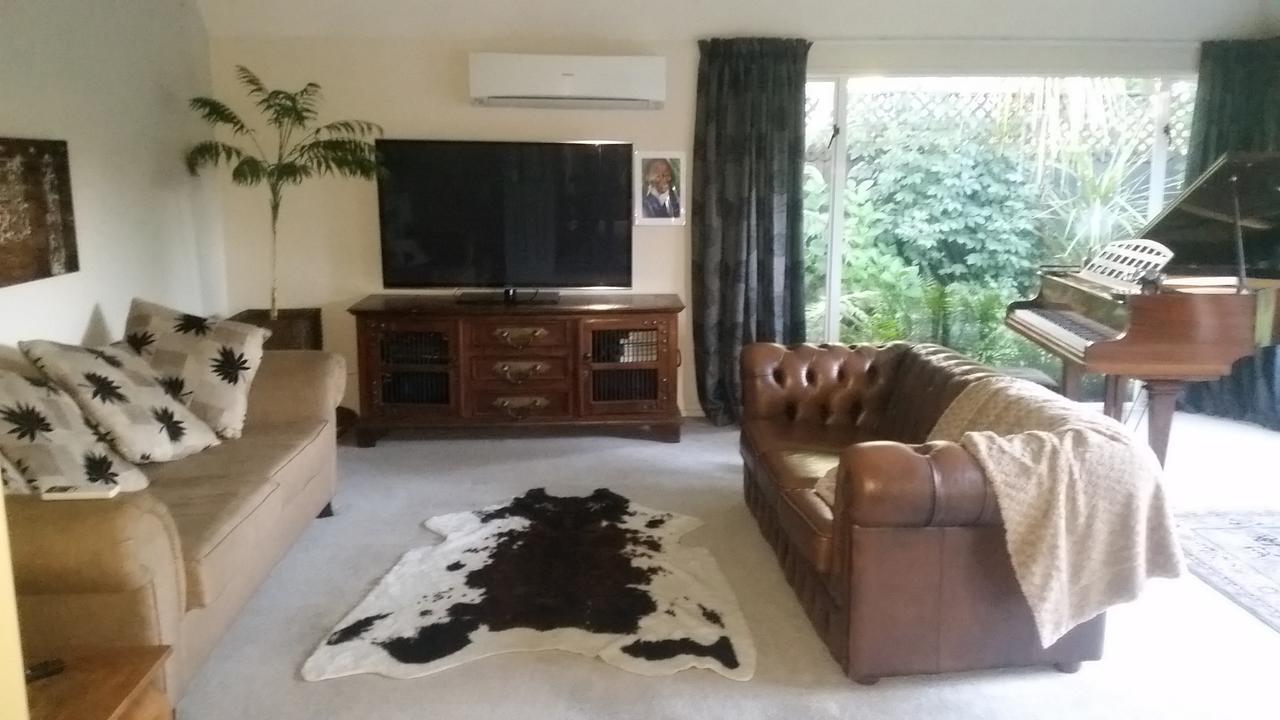 Berni'S Boutique Bnb Крайстчърч Екстериор снимка